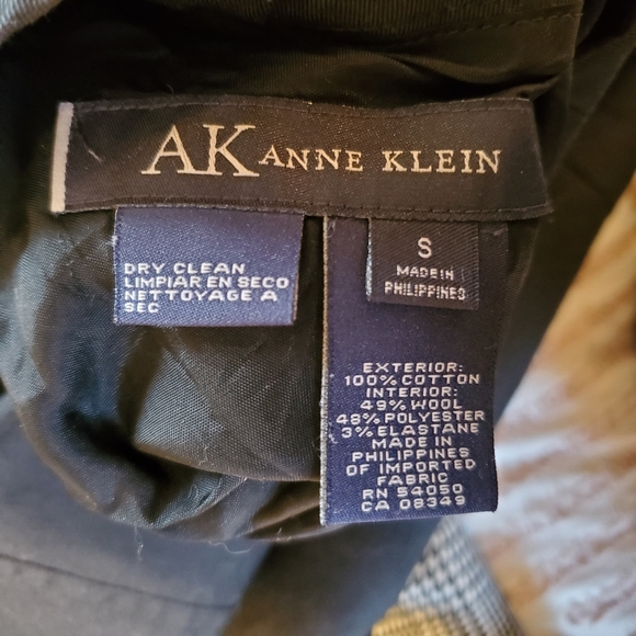 Reversible Anne Klein Jacket - Picture 5 of 5